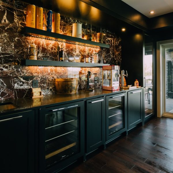 photo-1704383014623-a6630096ff8c